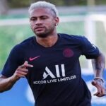 Altura do Neymar